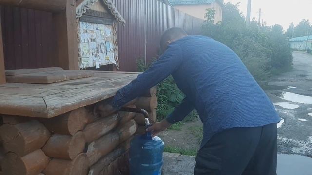 дети рисуют/поехали на колодец за водой/рыбные котлеты из леща смотреть онлайн