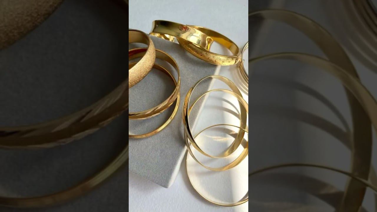 Жесткие браслеты из 60-70 годов! Их много не бывает Вспомним рекламные развороты тех лет смотреть онлайн