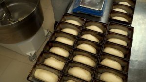 КАК ДЕЛАЮТ ФОРМОВОЙ ХЛЕБ В ПЕКАРНЕ ?