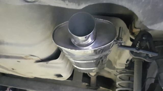 Прямоток ultra bass на Kia Rio смотреть онлайн