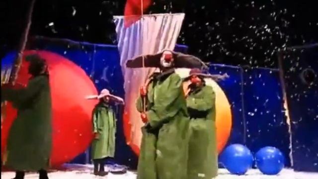 снежное шоу Славы Полунина глазами зрителей смотреть онлайн