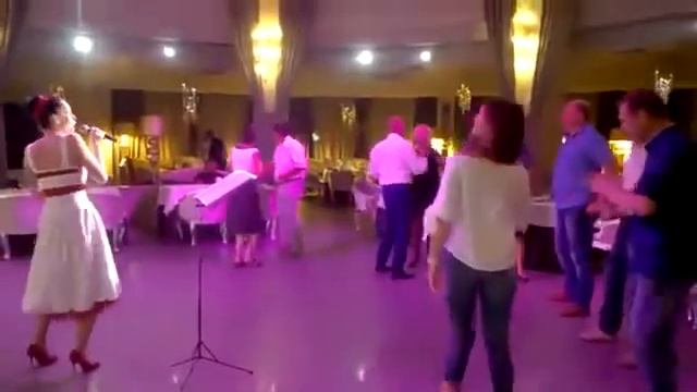 Анна Чайкина в ресторане Artist смотреть онлайн