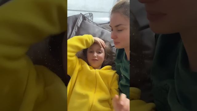 Будни Агаты Муцениеце - съёмки с Анфисой Чеховой, Новый год с Детьми. смотреть онлайн