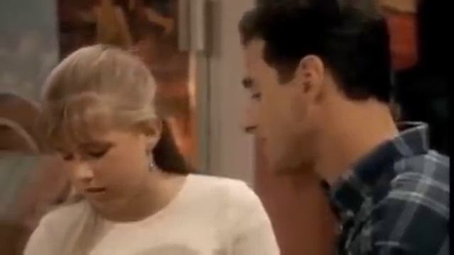 Full House scenes- Danny tells Stephanie that Gia was in a car accident смотреть онлайн
