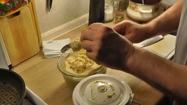 Жареная баранина с хумусом..Просто и очень вкусно! смотреть онлайн