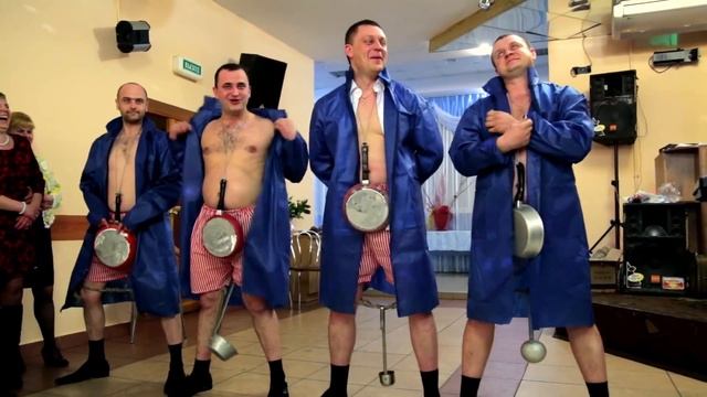 Креативное поздравление с Новым Годом! смотреть онлайн