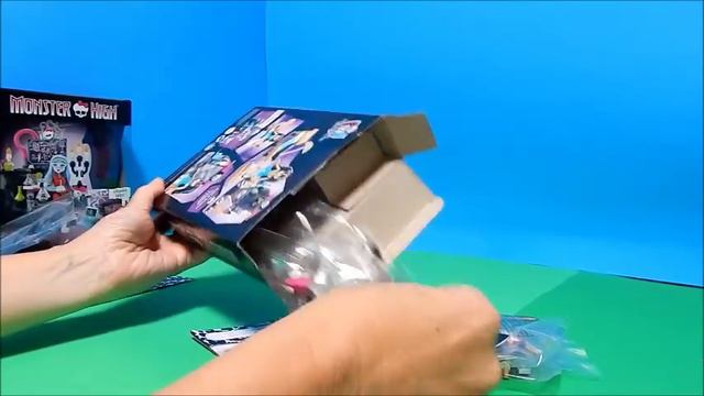3 Monster High Mega Bloks Minifigure Doll Playsets смотреть онлайн