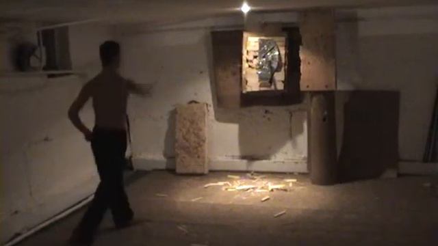 Метание ножей, отработка силы броска. 2008год. смотреть онлайн