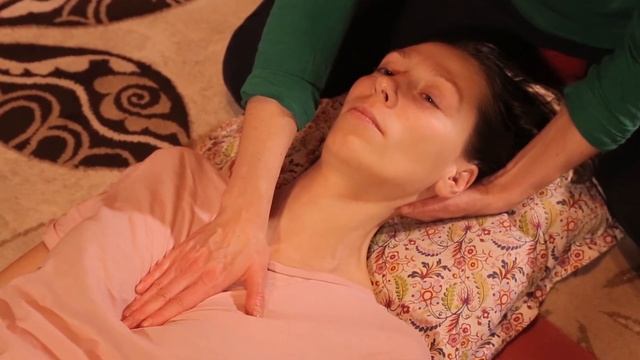 Релакс-массаж головы и шеи в домашних условиях. Снятие стресса, усталости и головной боли напряжени смотреть онлайн