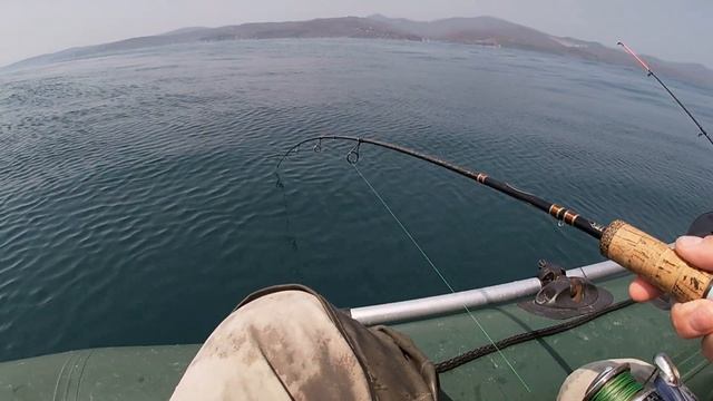 РЫБАЛКА НА КАМБАЛУ С ФЕДОРОМ Ч1 / ВЛАДИВОСТОК / МАЙ /ПОЙМАЛИ ГИГАНТА смотреть онлайн