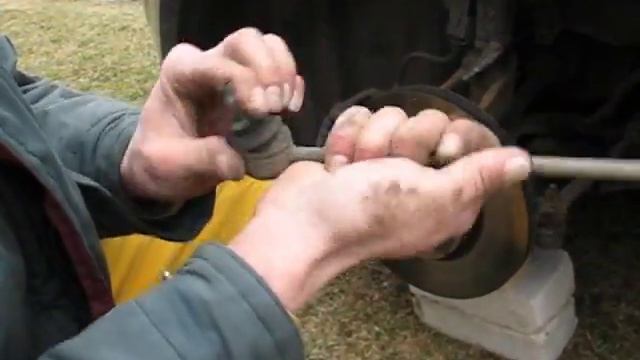 Замена стоек переднего стабилизатора FORD MONDEO 4 смотреть онлайн