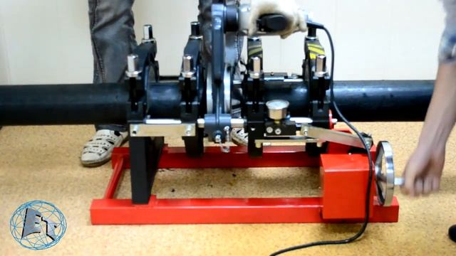 Стыковая сварка аппаратом SHDS-200 B4. смотреть онлайн