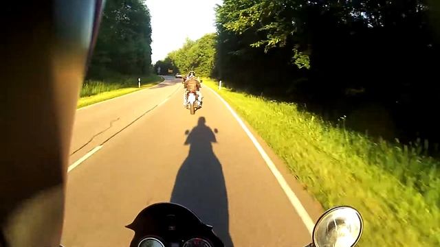 Катаем на Honda Hornet 900 и Yamaha Diversion 900 #2 смотреть онлайн