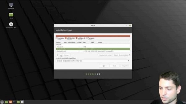 Linux Tips - Install Linux Mint 21 Vanessa on a USB Drive (2022)
