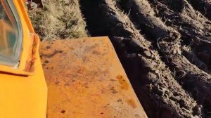 Учимся пахать на Т 150!!!.mp4