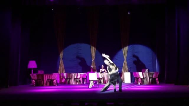 Танго бар Ролик смотреть онлайн