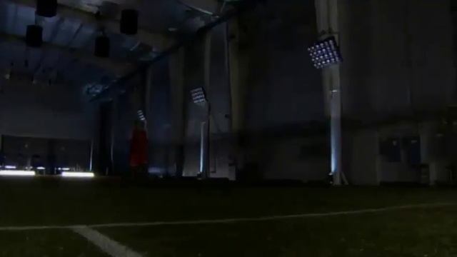 Нападающий американского футбола смотреть онлайн
