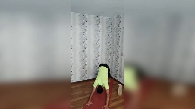 Йога с Фаез Ахмад Шах. Утренний/вечерний комплекс. Йогатерапия. смотреть онлайн
