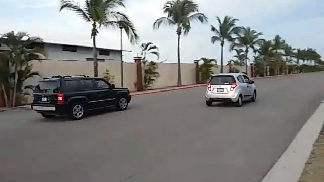 Chevrolet Spark 1.2 Turbo vs Jeep Patriot 2.4 DOHCL смотреть онлайн