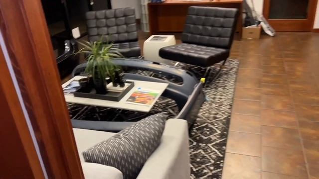 iPhone Day! 9/16/22 - Day 4,300 смотреть онлайн