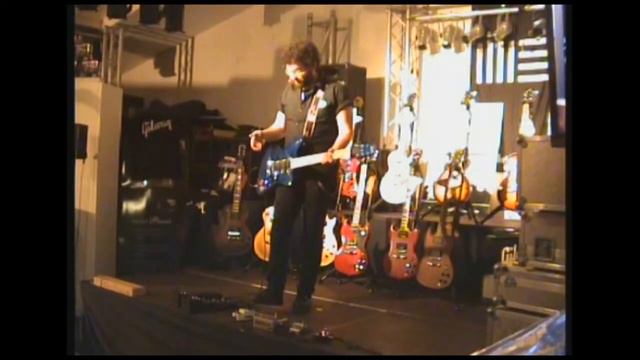 Gibson Demo Parte 13: Firebird X Multiefectos смотреть онлайн