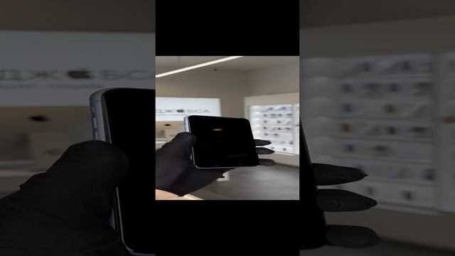 iPhone XR Blue смотреть онлайн