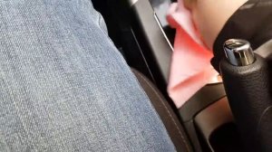 Убираю царапины с (куска ....) глянцевого пластика.