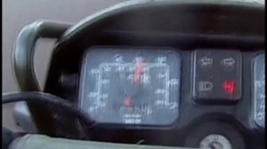 ЧЕЛОВЕК РАЗОГНАЛСЯ 100 КМ/Ч НА МОТОЦИКЛЕ