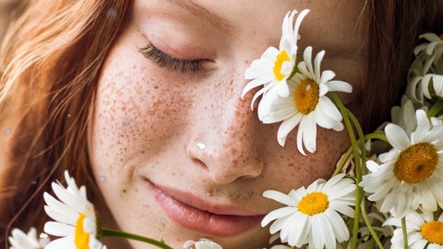 "РОМАШКОВЫЙ БУКЕТ" - сл. Татьяны Бродской - муз. исполненение - Ирены Шемис (баян) смотреть онлайн