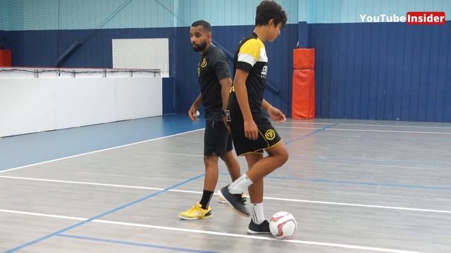 1v1 Defending | How to Improve Individual Defense in Futsal | 9 Tips to Defend Better смотреть онлайн
