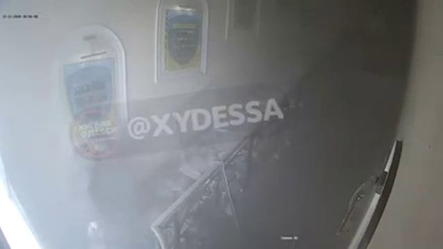 В здании одесской полиции обрушился потолок смотреть онлайн