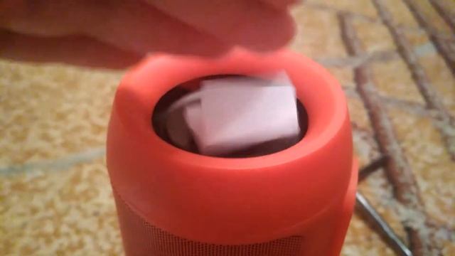 Колонка JBL. Сабуфер на басах. смотреть онлайн