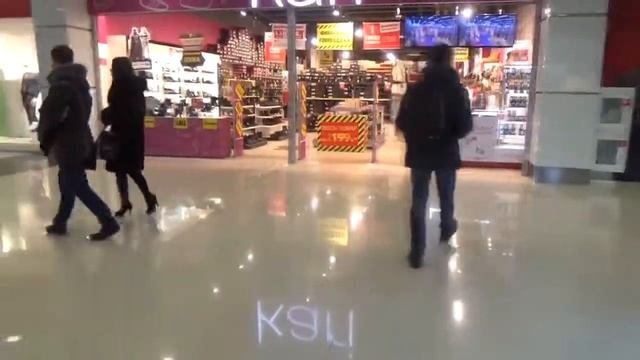 ВЫКЛЮЧАЕМ ТЕЛЕВИЗОРЫ В ТЦ !!! {Hack} смотреть онлайн