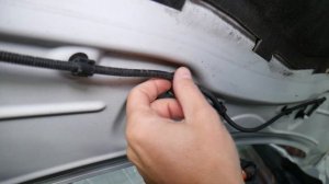 FORD C-MAX WINDSHIELD SPRAY NOZZLE REPLACEMENT REMOVAL