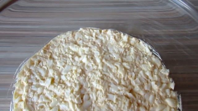 Салат со шпротами Рыбки в пруду слоеный. Как приготовить салат со шпротами слоями пошаговый рецепт смотреть онлайн