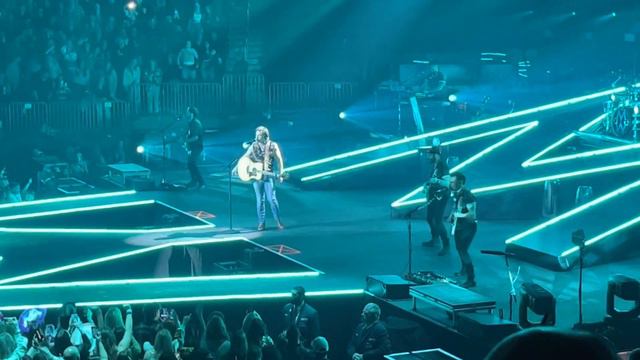 “865” - Morgan Wallen - Dangerous Tour Opening Night - Live NYC смотреть онлайн