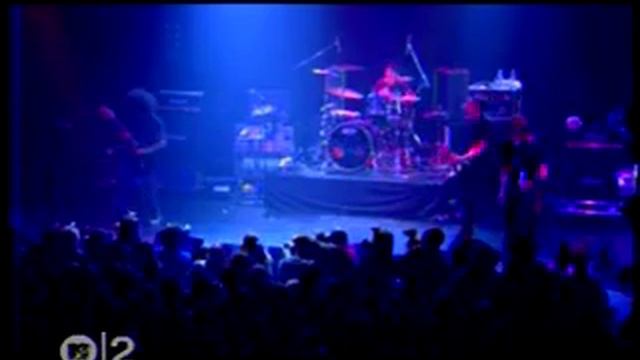 At the Drive-In - Cosmonaut (live).mpg смотреть онлайн