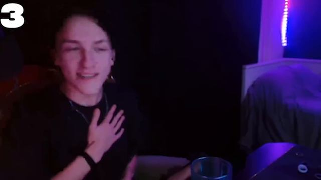 9 KOBIET vs 9 MĘŻCZYZN смотреть онлайн