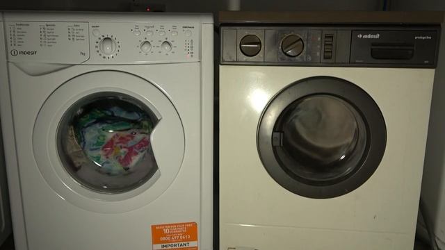 Wash Race - 1987 Indesit vs 2023 Indesit / Cotton 60'c смотреть онлайн