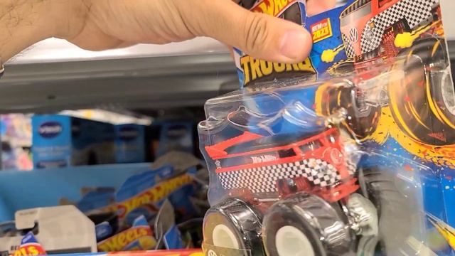 Tons of awesome Diecast! New Hotwheels 1:43, plus a zamac! Matchbox Collectors and New M2 Haulers! смотреть онлайн