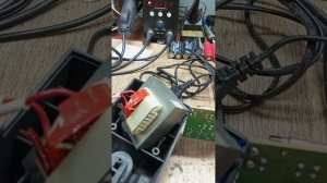 Зарядное устройство интерскол. мелкая неисправность.