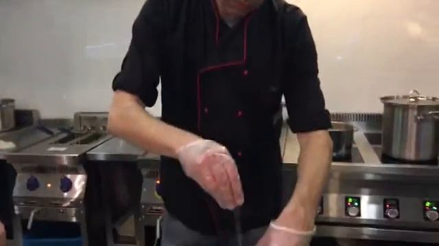 Как можно приготовить рыбу (дорада) в Океанике смотреть онлайн