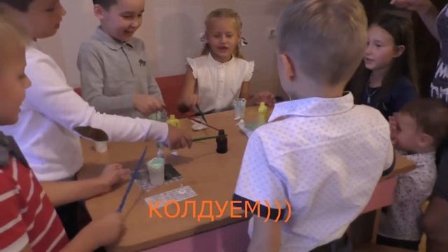 ШКОЛА МАГИИ! SCHOOL OF MAGIC! ФОКУСЫ ПОКУСЫ! MAGIC TRICKS AND EXPERIMENTS! смотреть онлайн