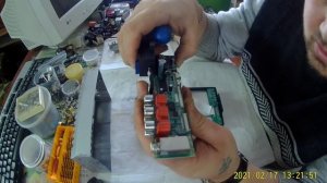 Автомагнитола 7010в. Разбор и устройство.