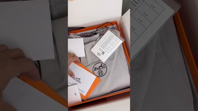 Сумки, аксессуары, обувь смотреть онлайн