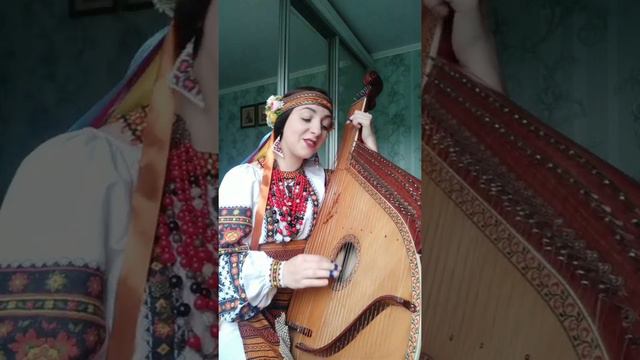 Ольга Клітинська Сл. Кутеня, муз. А. Кос- Анатольського " Шовкова косиця" смотреть онлайн