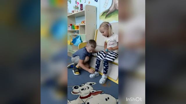 Акция "Ладошки добра", средняя группа "Любознайки". смотреть онлайн