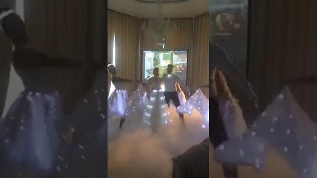 Балерины на свадьбу. Очень красивый свадебный танец смотреть онлайн