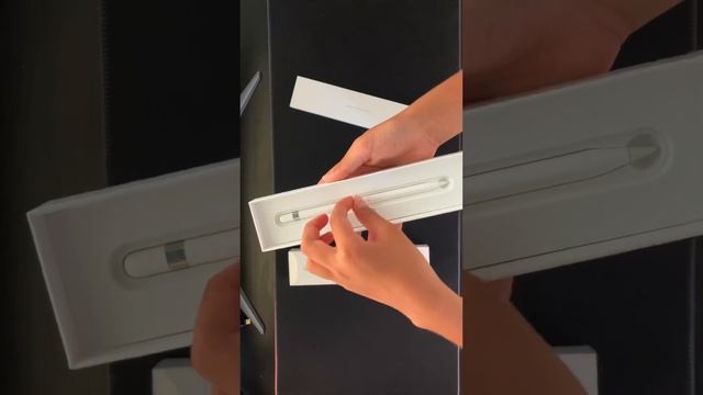 UNBOXING iPad 10th gen blue and yellow and 9th gen gray + 2 apple pencils смотреть онлайн
