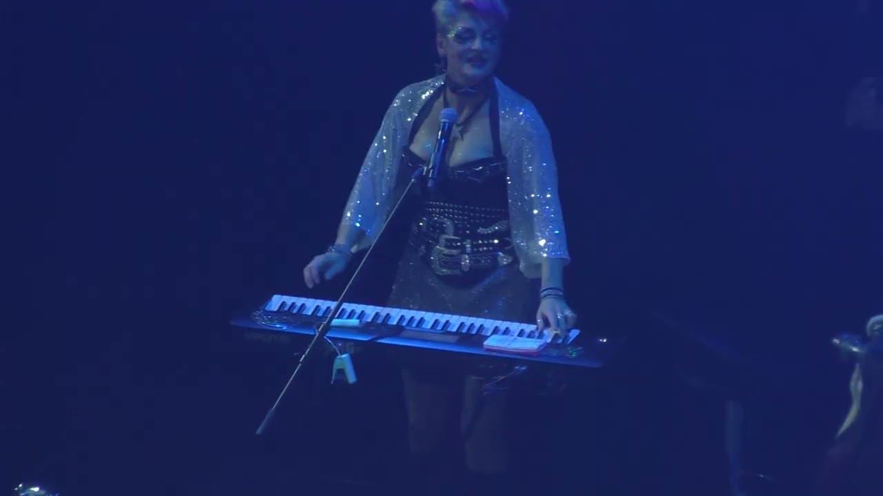 02 Catharsis in Vegas City Hall Лечу за тобой 2022 10 15 смотреть онлайн